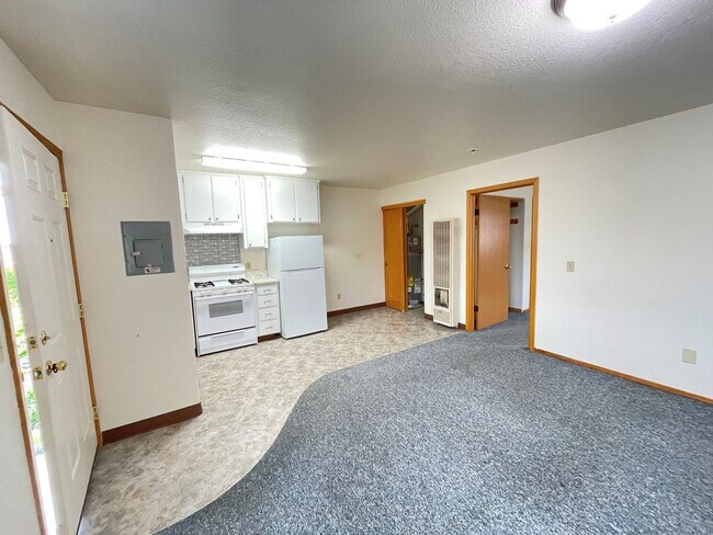 Building Photo - 1 Simpson St