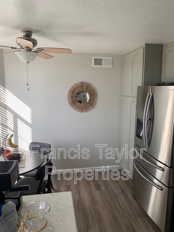 Building Photo - 2305 Rancho Del Oro Rd