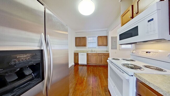 Building Photo - Flagler Avenue 1651-1653