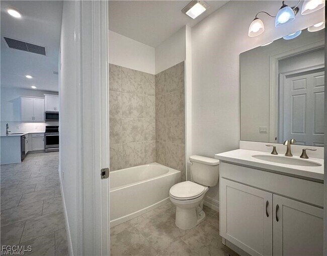 Building Photo - 43878 Blue Heron Ln