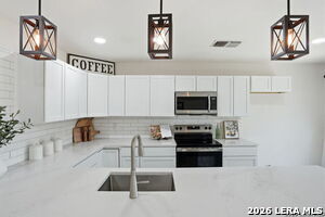 Building Photo - 7106 Comanche Ridge Dr