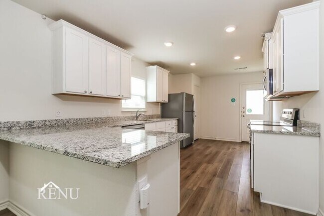 Building Photo - Coming Soon!