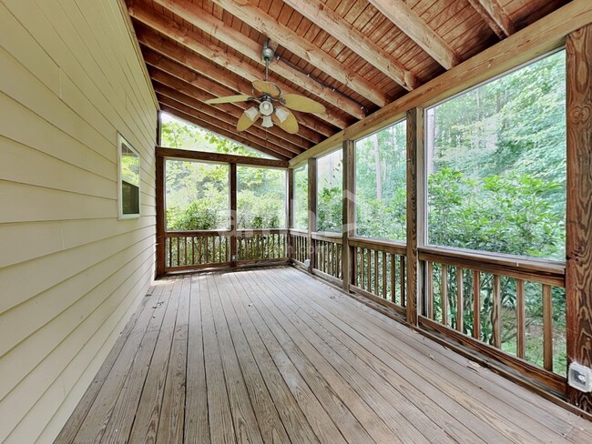 Building Photo - 9413 Philbeck Ln