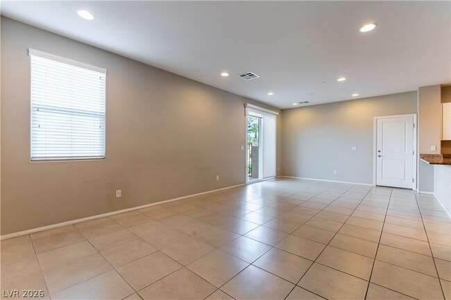 Building Photo - 3116 Zara Ave