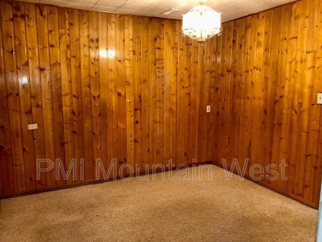 Building Photo - 3515 S 2300 E