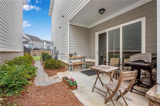 Building Photo - 3192 Bartee Walk