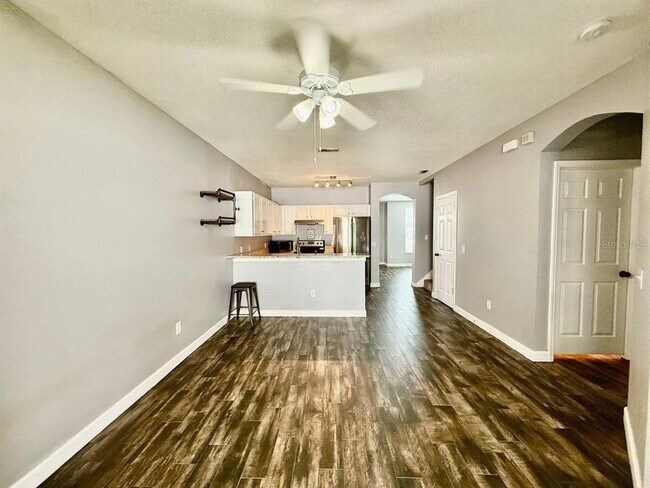 Building Photo - 3421 Santa Rita Ln