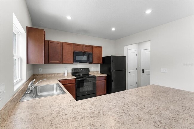 Building Photo - 308 Fiddlewood Ct