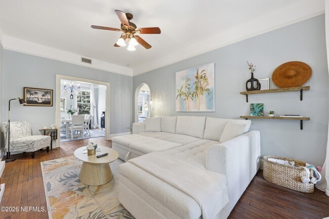 Building Photo - 1786 Challen Ave