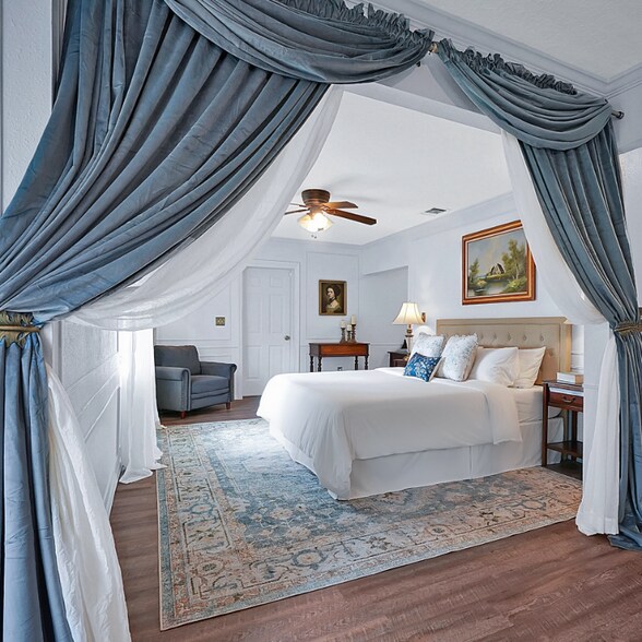 Building Photo - 405 North Blvd W