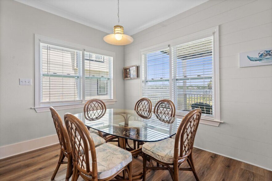 Building Photo - 120 Gulf Ct