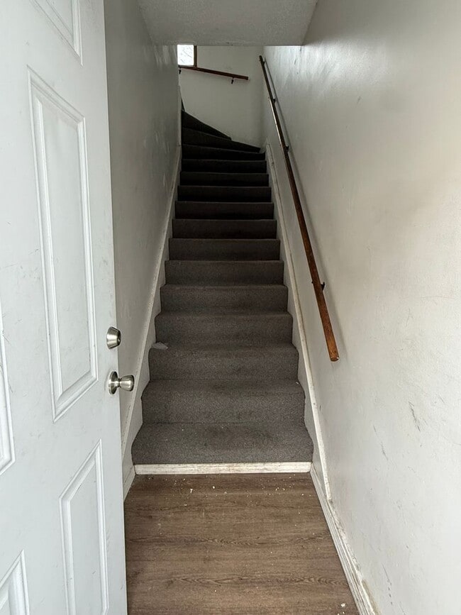 Building Photo - ST Paul