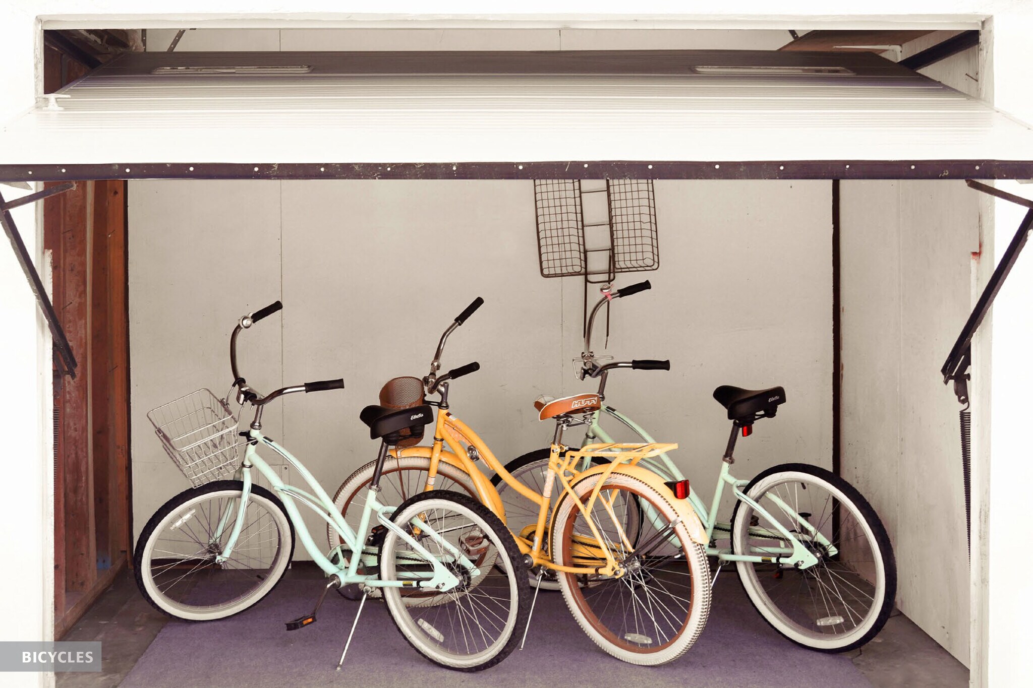 Bycicles - 1730 Livingstone St