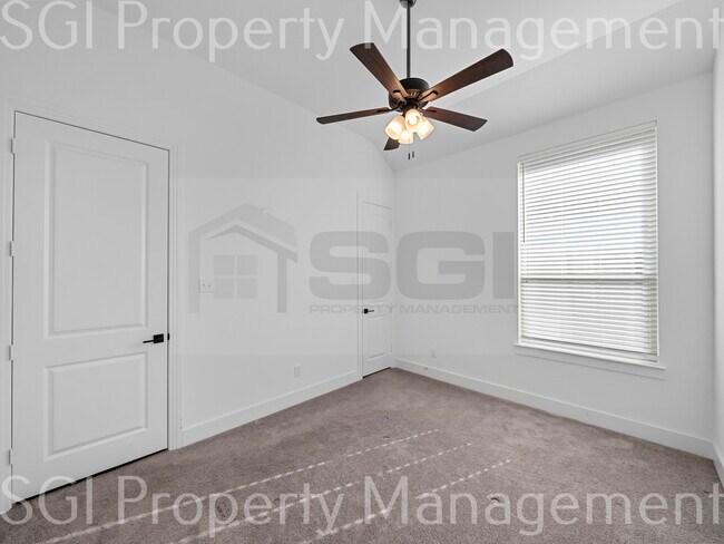 Building Photo - 4125 Sweet Birch Dr
