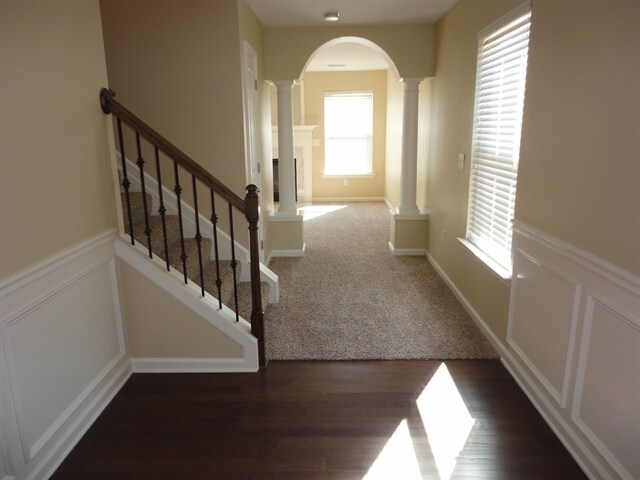 Building Photo - 24 Darbys Run Way
