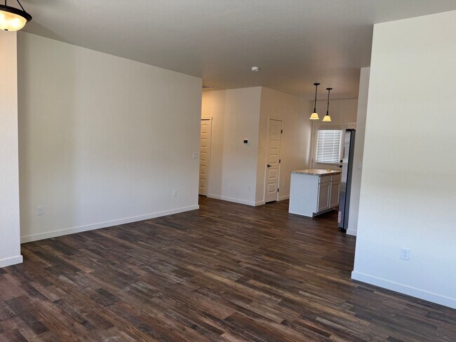 Building Photo - 3136 Platte River Dr