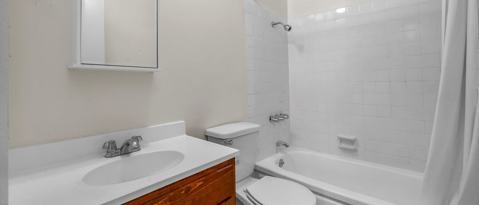 Building Photo - 4956 Romaine St