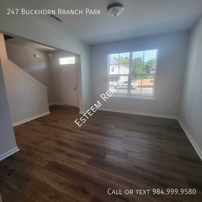 Building Photo - 247 Buckhorn Br Pk