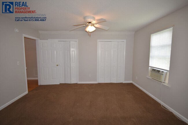 Building Photo - Great 3 bedroom home in Murfreesboro! Atta...