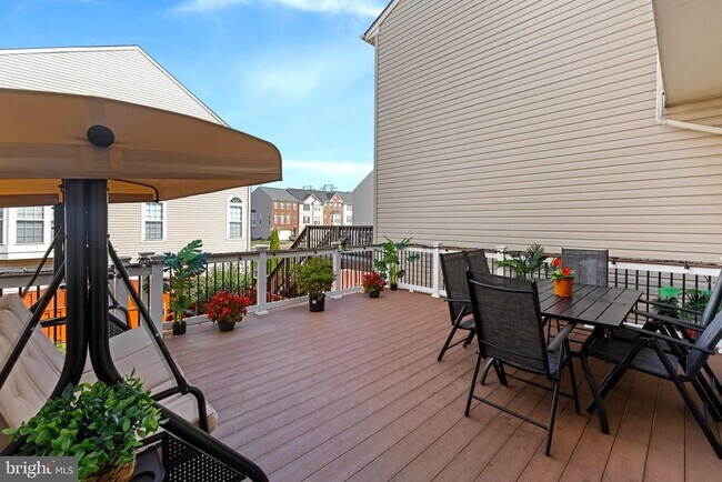 Building Photo - 25427 Elm Terrace