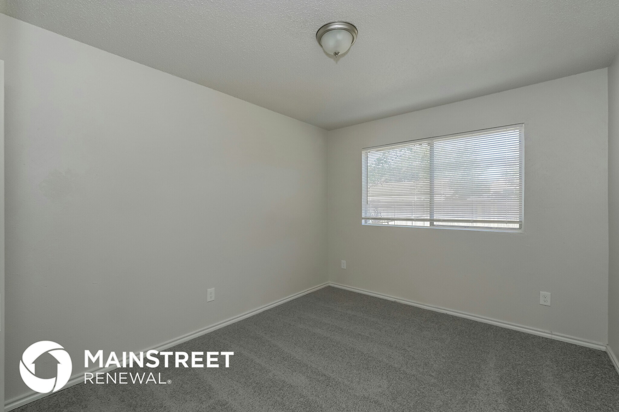 Building Photo - 3805 Big Leaf Ln