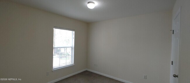 Building Photo - 4847 Parkhurst Pl