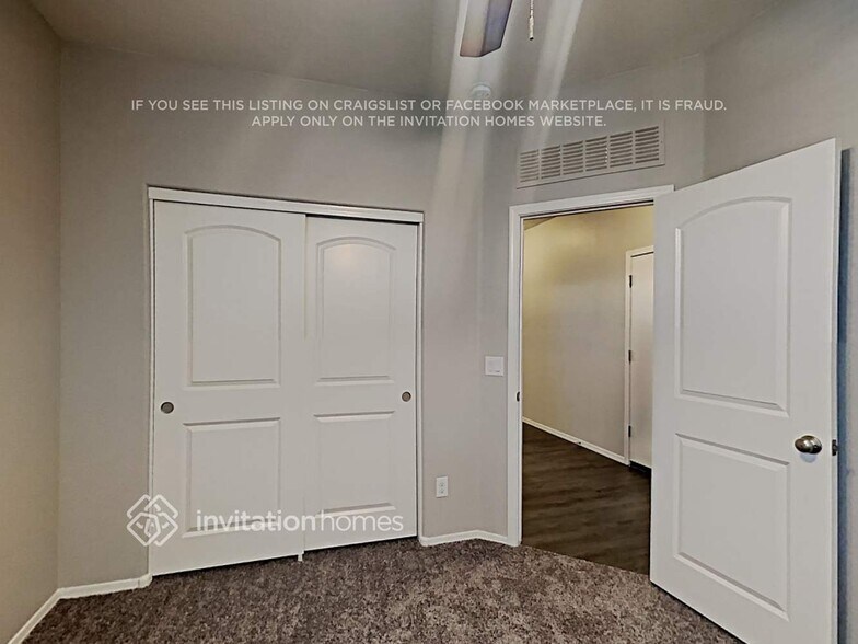 Building Photo - 3019 W Jessica Ln