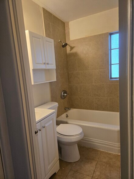 Bathroom - 5621 2nd Ave N
