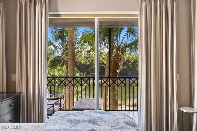 Building Photo - 2864 Tiburon Blvd E