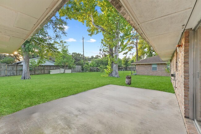 Building Photo - 3015 Peppermill Rd