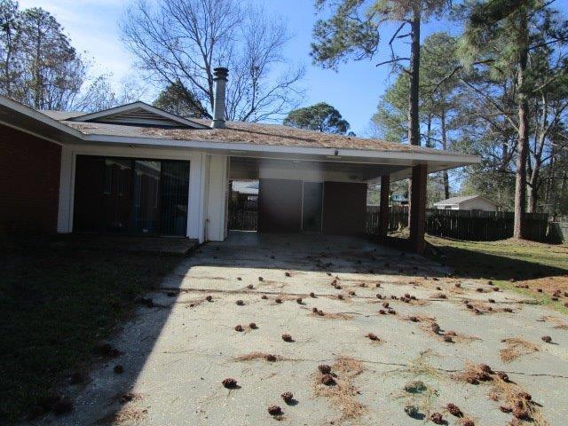 Building Photo - Located Off Macon Road!