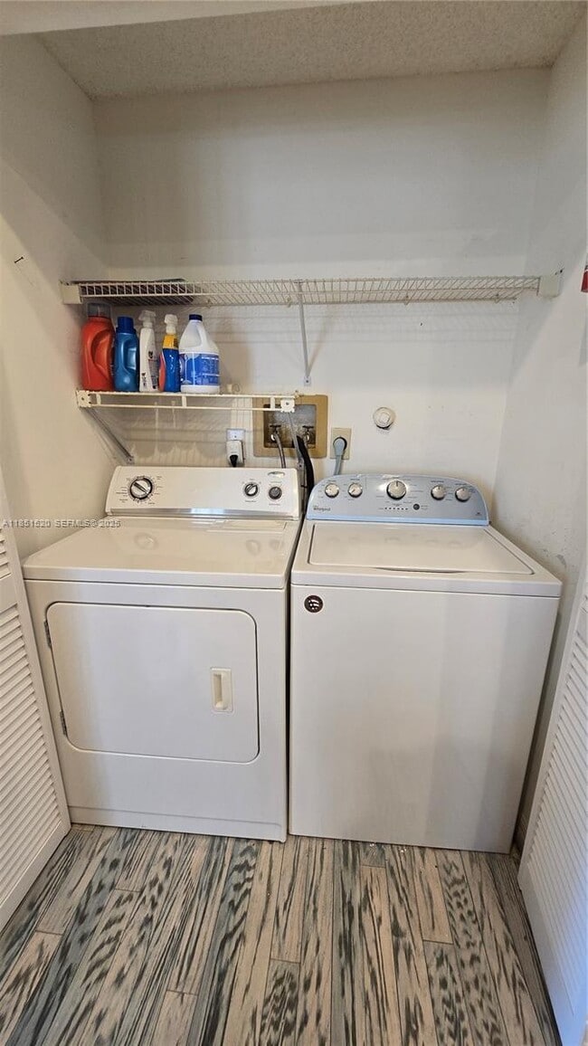 Building Photo - 3802 NW 122nd Terrace