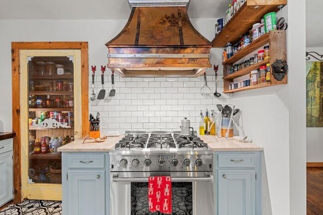 Building Photo - Country Living Rental on 26+ Acres!