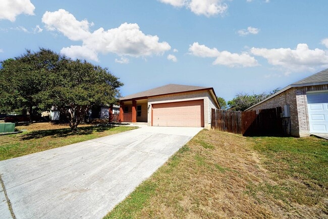 Building Photo - Charming 3-Bedroom Home in Ashley Place - ...