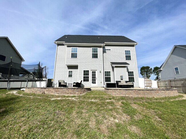 Building Photo - 126 Watchmen Ln