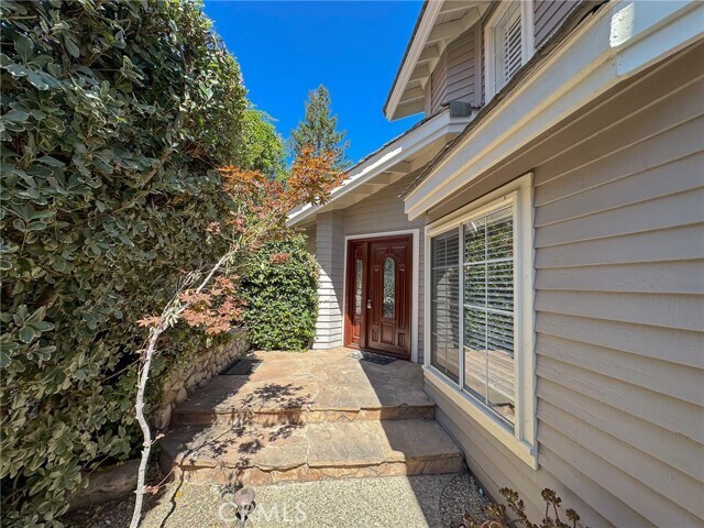 Building Photo - 26595 Sierra Vista