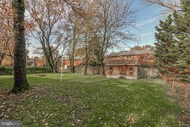 Building Photo - 6306 Yellowstone Dr