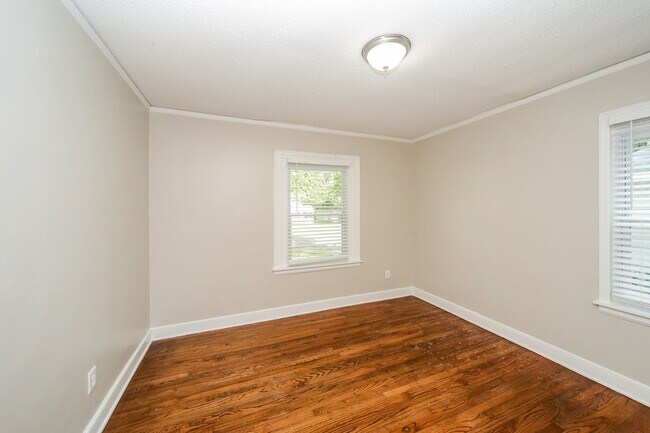 Building Photo - Beautiful House for Rent in Berclair-Highl...