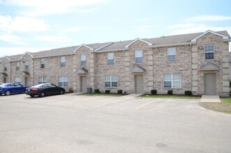 Building Photo - 951 Fotis Dr