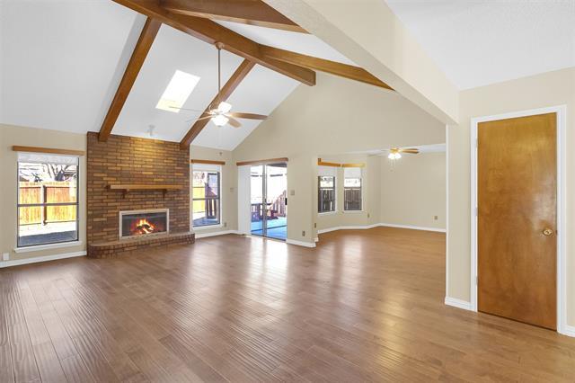 Building Photo - 6300 Aires Dr