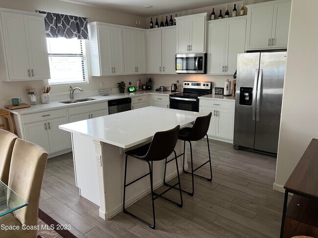 Building Photo - 4456 Broomsedge Cir
