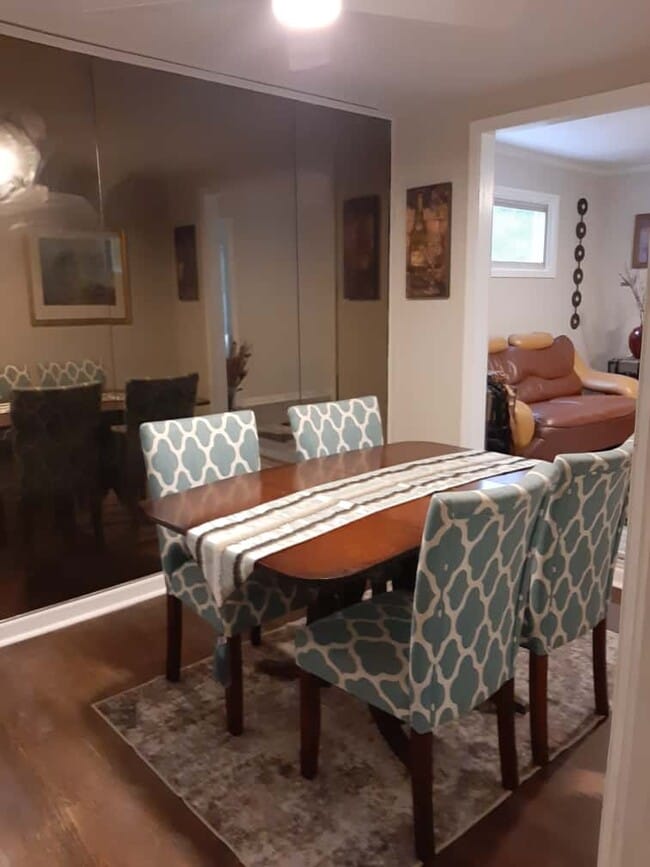 Building Photo - 1824 Tiger Flowers Dr NW