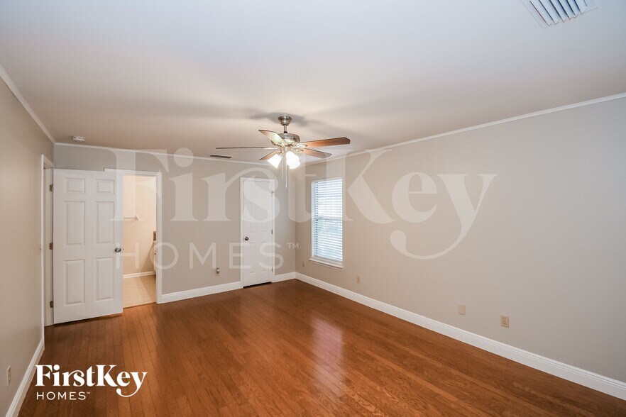 Building Photo - 1570 Crabapple Cove Ct N