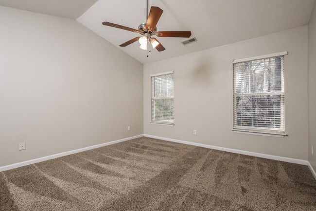 Building Photo - 3637 Pinkham Way