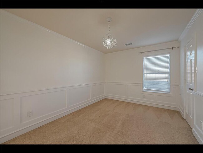 Building Photo - 10819 Waterfern Ct