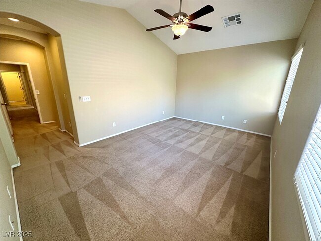 Building Photo - 8686 Bolton Ct