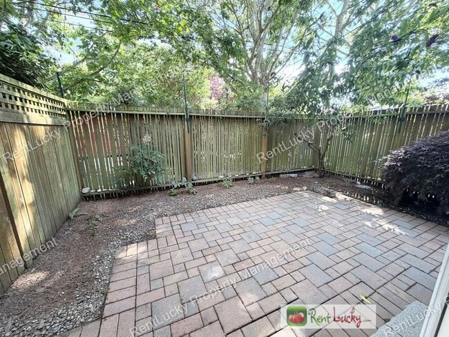 Building Photo - 2652 NW 56th St