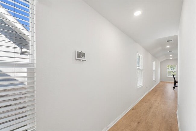 Building Photo - 177 Grey Slate Ave