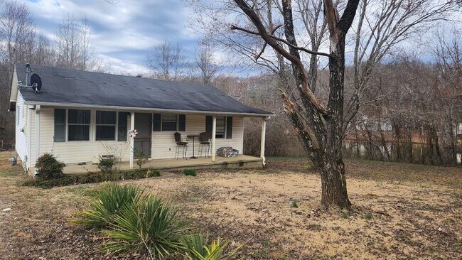 Building Photo - 66 Fairmount Ave