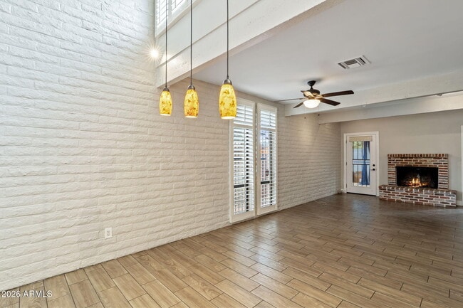 Building Photo - 7840 N 7th St
